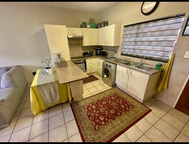 2 BEDROOM TOWNHOUSE FOR SALE IN LIEFDE EN VREDE